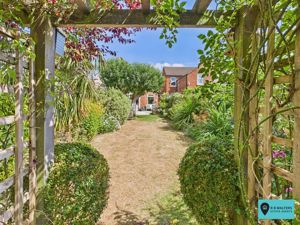 Garden - click for photo gallery